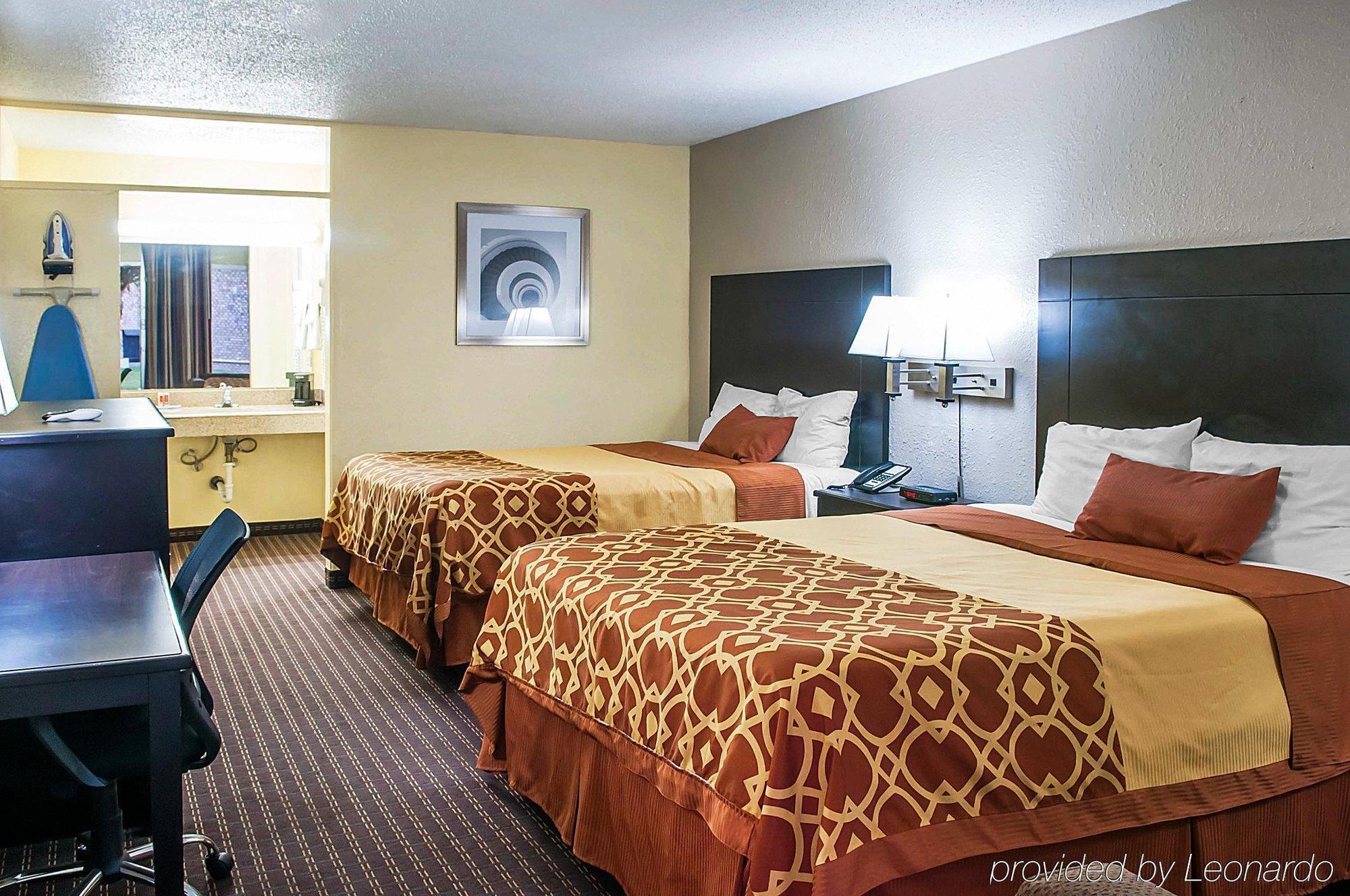 Econo Lodge Carlsbad Caverns Area Экстерьер фото