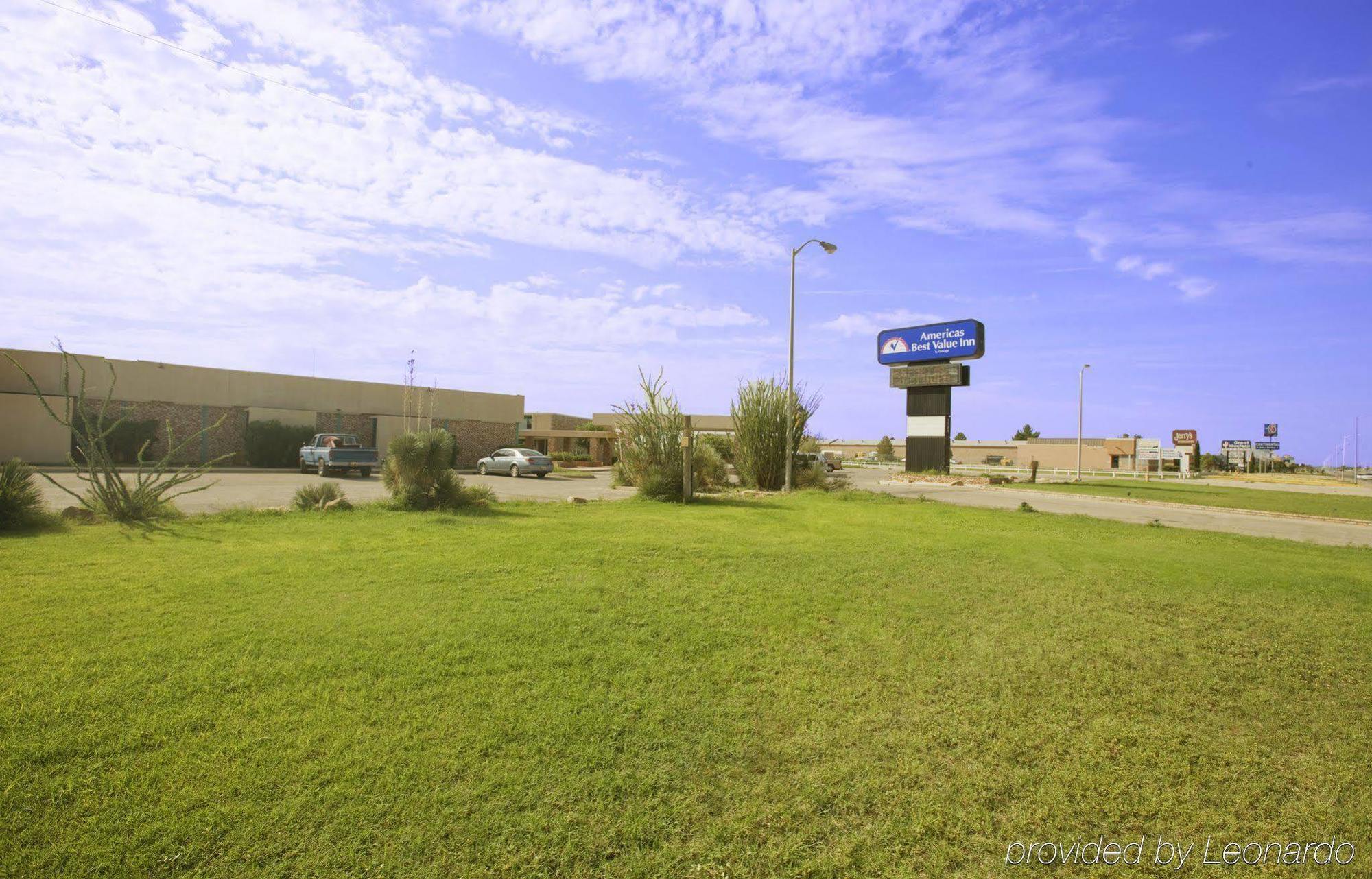 Econo Lodge Carlsbad Caverns Area Экстерьер фото