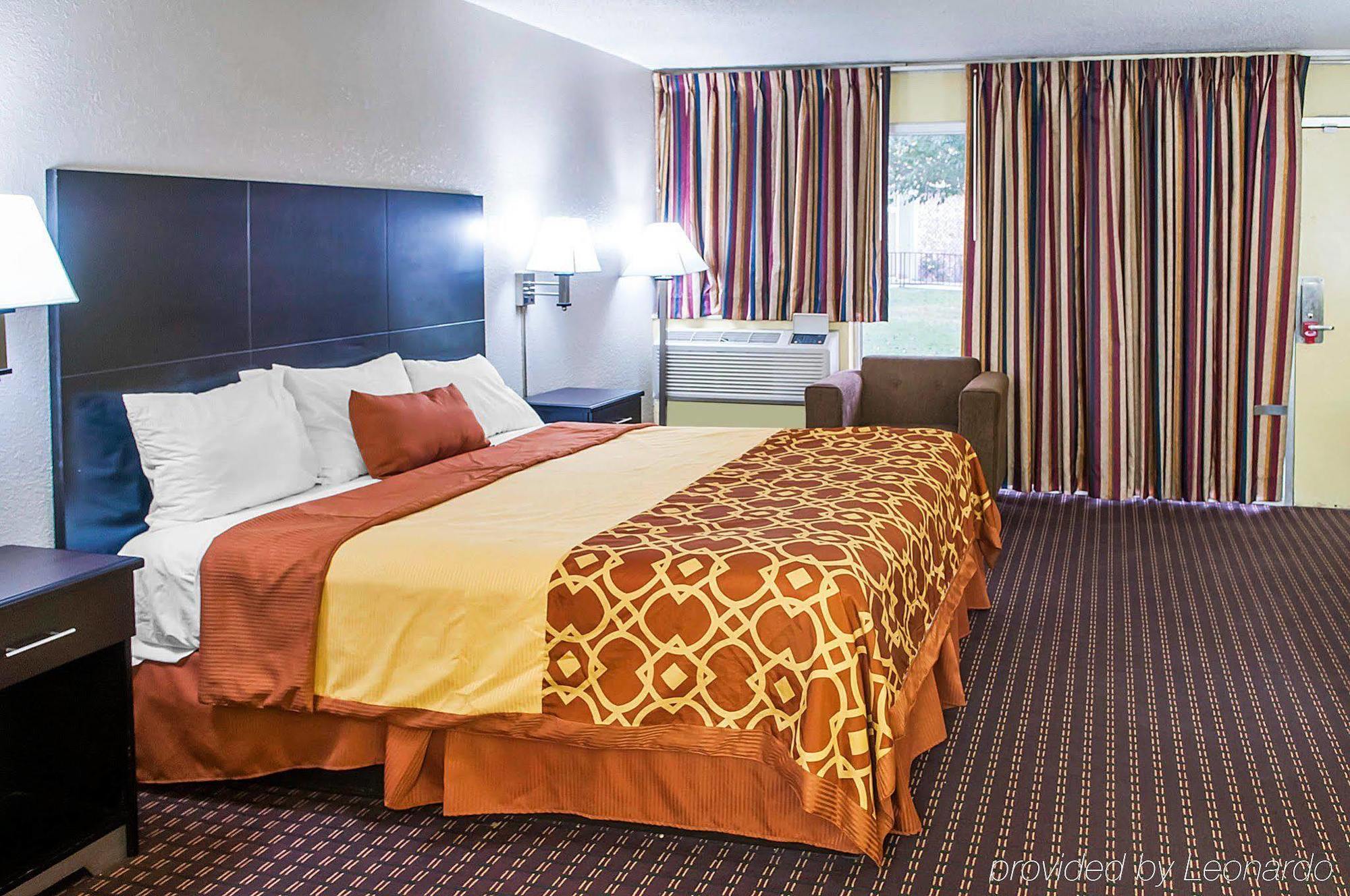Econo Lodge Carlsbad Caverns Area Экстерьер фото